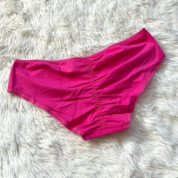 Victoria’s Secret Low Rise Hiphugger Panty - Picture 1 of 5